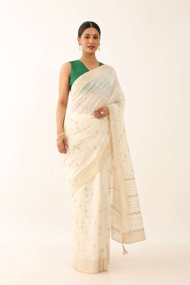 Off White Silk Cotton Embroidery Saree thumbnail image number null