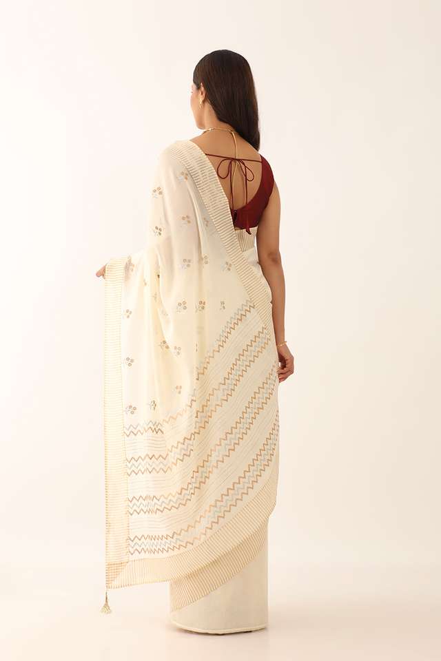 Off White Silk Cotton Embroidery Saree thumbnail image number null