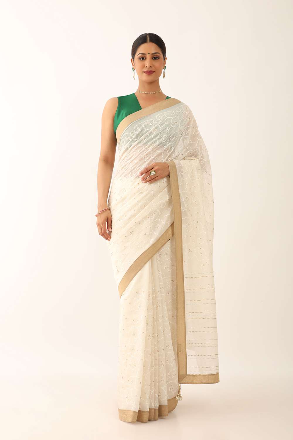 Off White Silk Cotton Embroidery Saree image number null