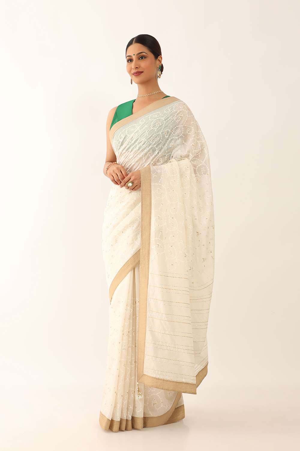 Off White Silk Cotton Embroidery Saree image number null