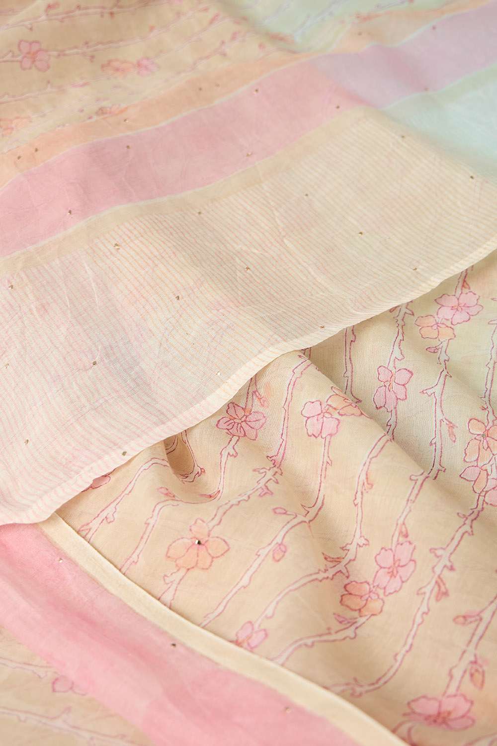 Beige Bagru Pure Silk Cotton Mukaish Saree image number null