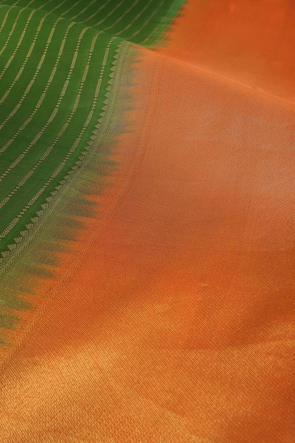 Green Woven Silk Viscose Saree image number null