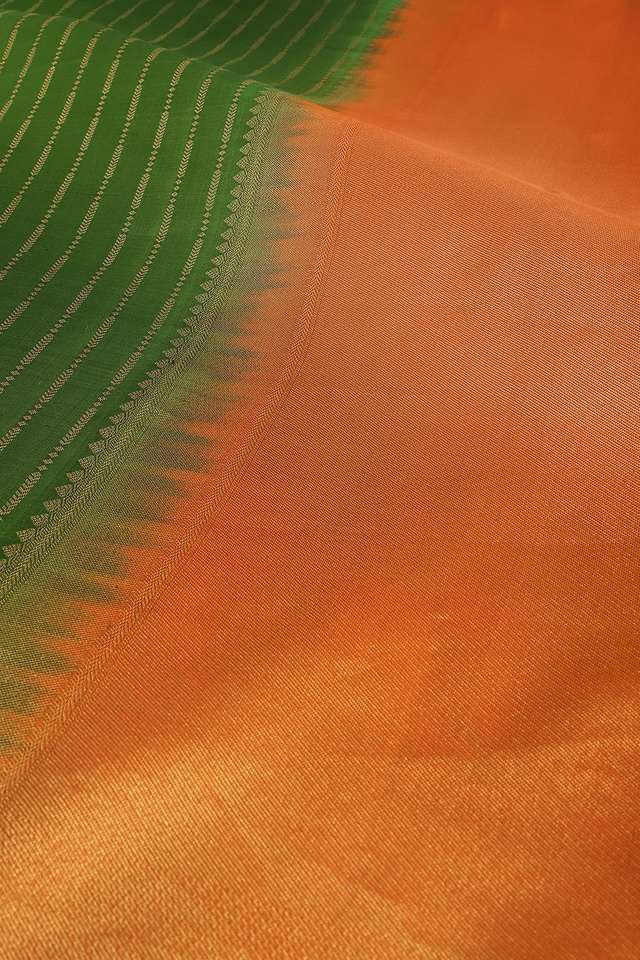 Green Woven Silk Viscose Saree thumbnail image number null