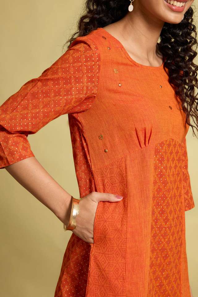 Dark Red Screen Printed Pure Cotton Short Top thumbnail image number null