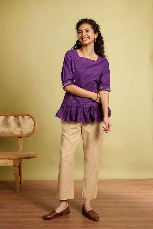 Violet Screen Printed Pure Cotton Short Top image number