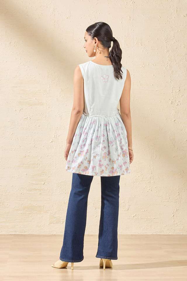 Off White Pure Cotton Printed Sanganeri Short Top thumbnail image number null