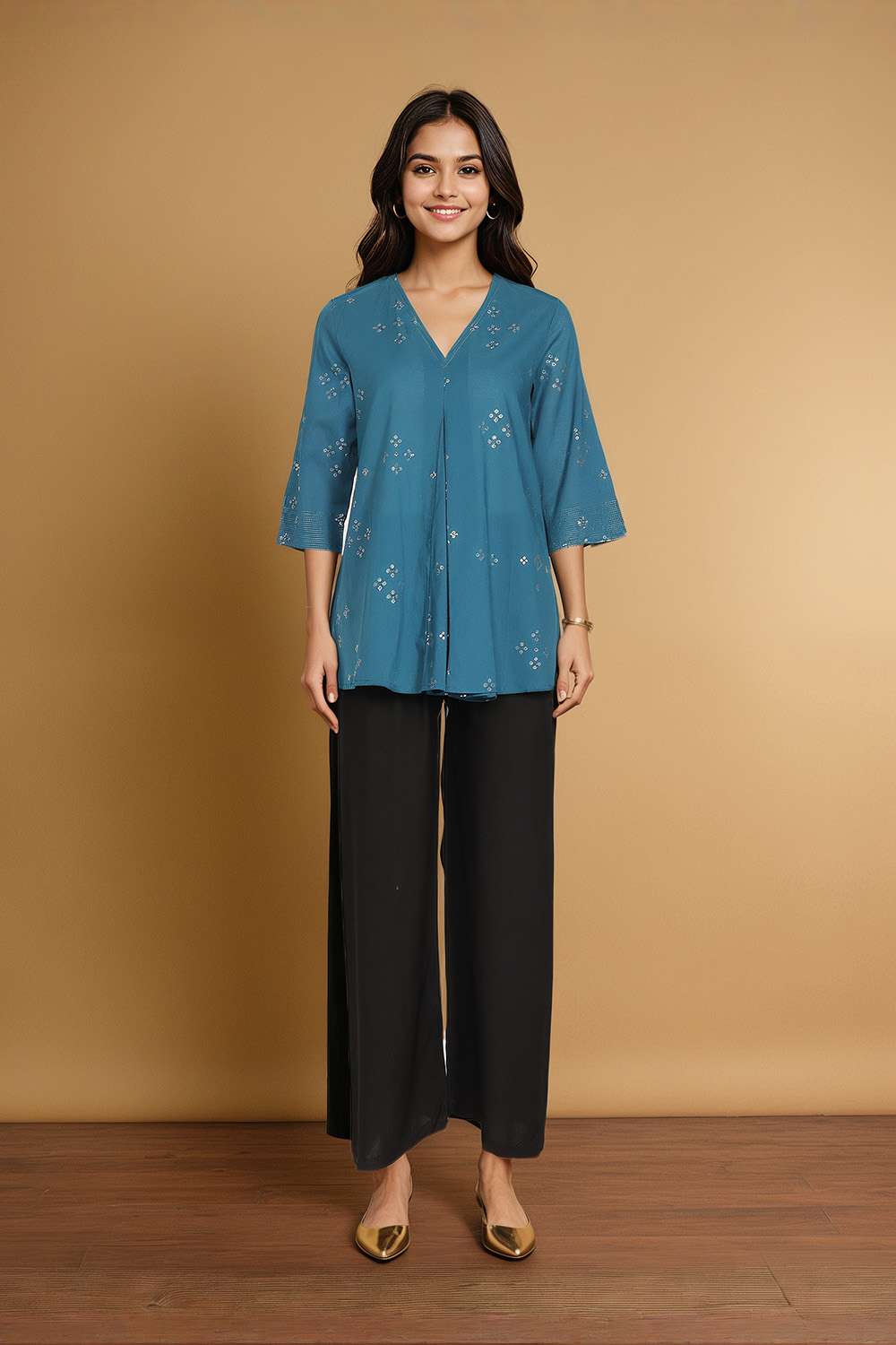 Blue Screen Printed Pure Cotton Short Top image number null