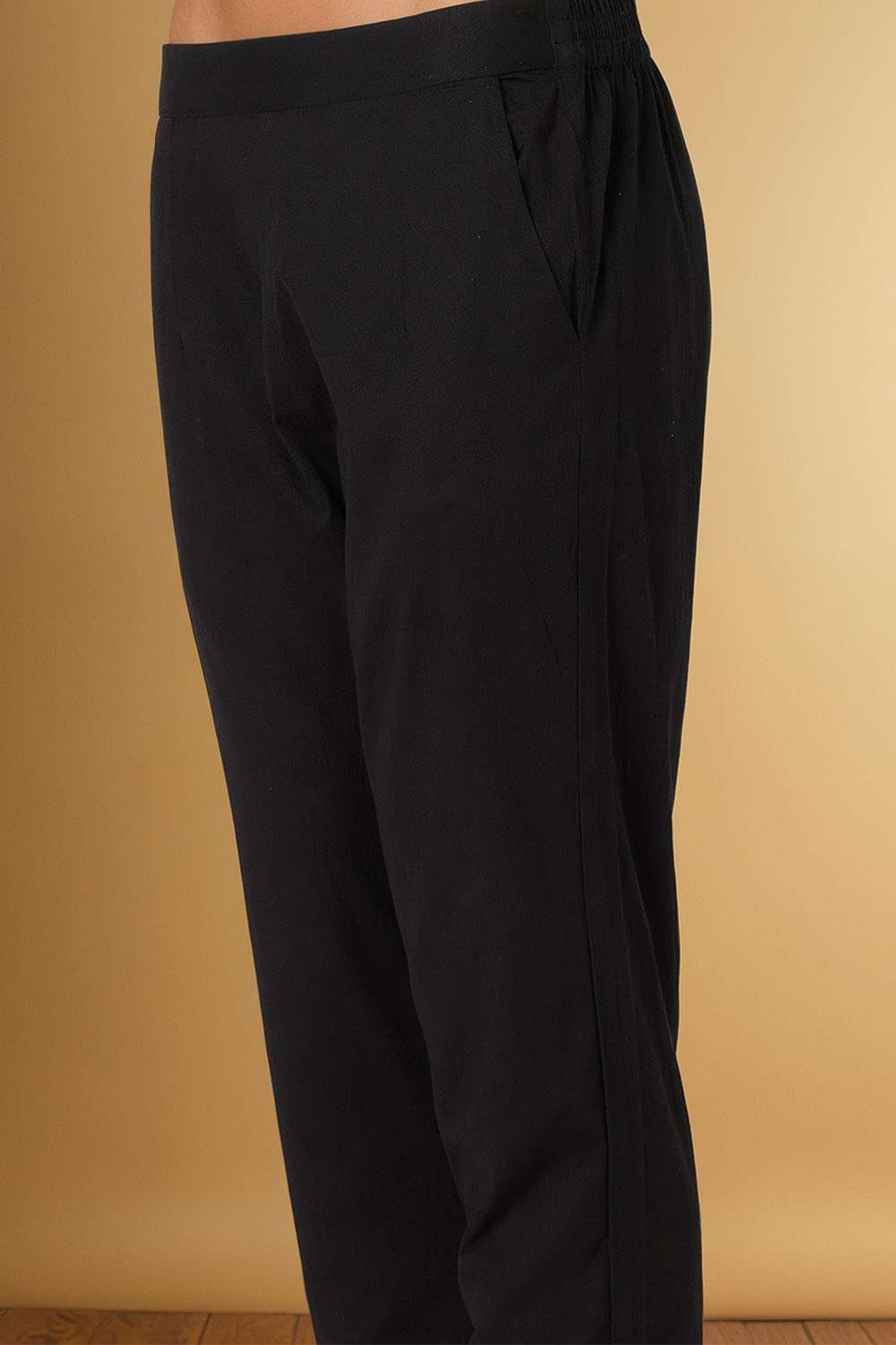 Black Woven Viscose Trouser image number null