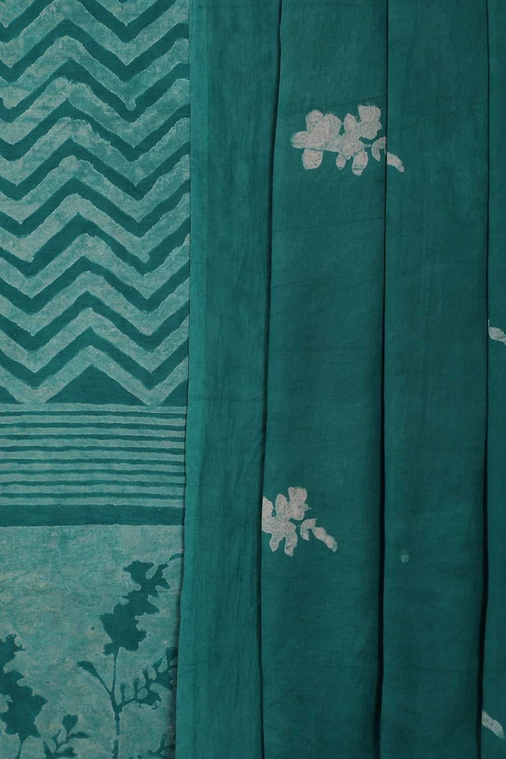 Green Pure Cotton Linen Dabu Block Printed Unstitched Suit Set image number null